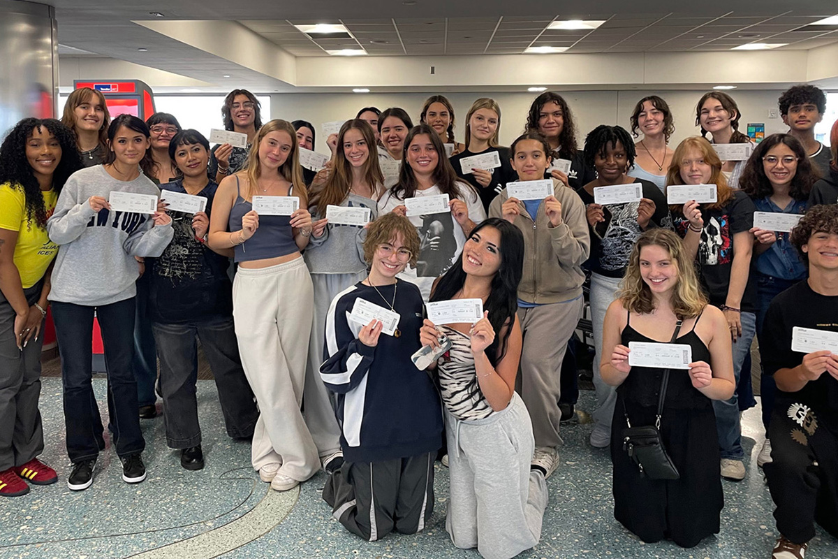 DASH: Young Designers Scholarship Fund